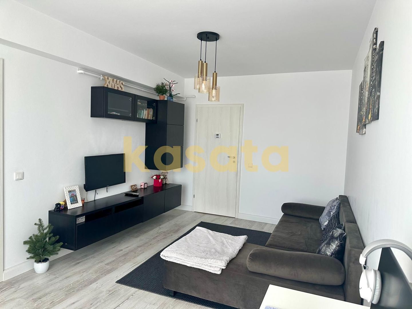 2 camere vanzare, luminos, loc de parcare - Poză 4
