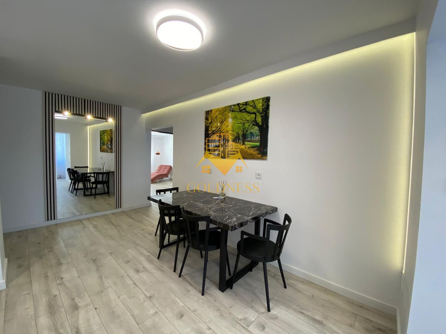 ZONA PREMIUM! AP RENOVAT! 2 camere deco, 57 mp, Plopilor, et 3/4 , sud - Poză 5