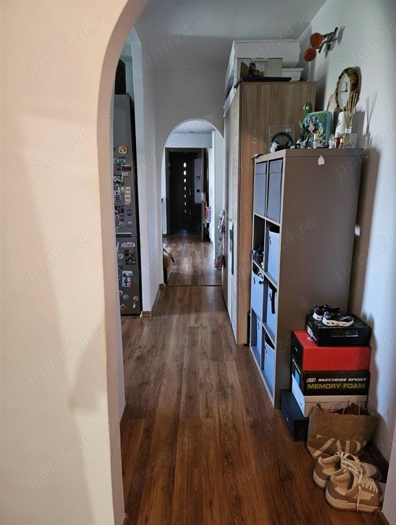 3 camere Lipovei 2 bai 2 balcoane centrala proprie - Poză 4