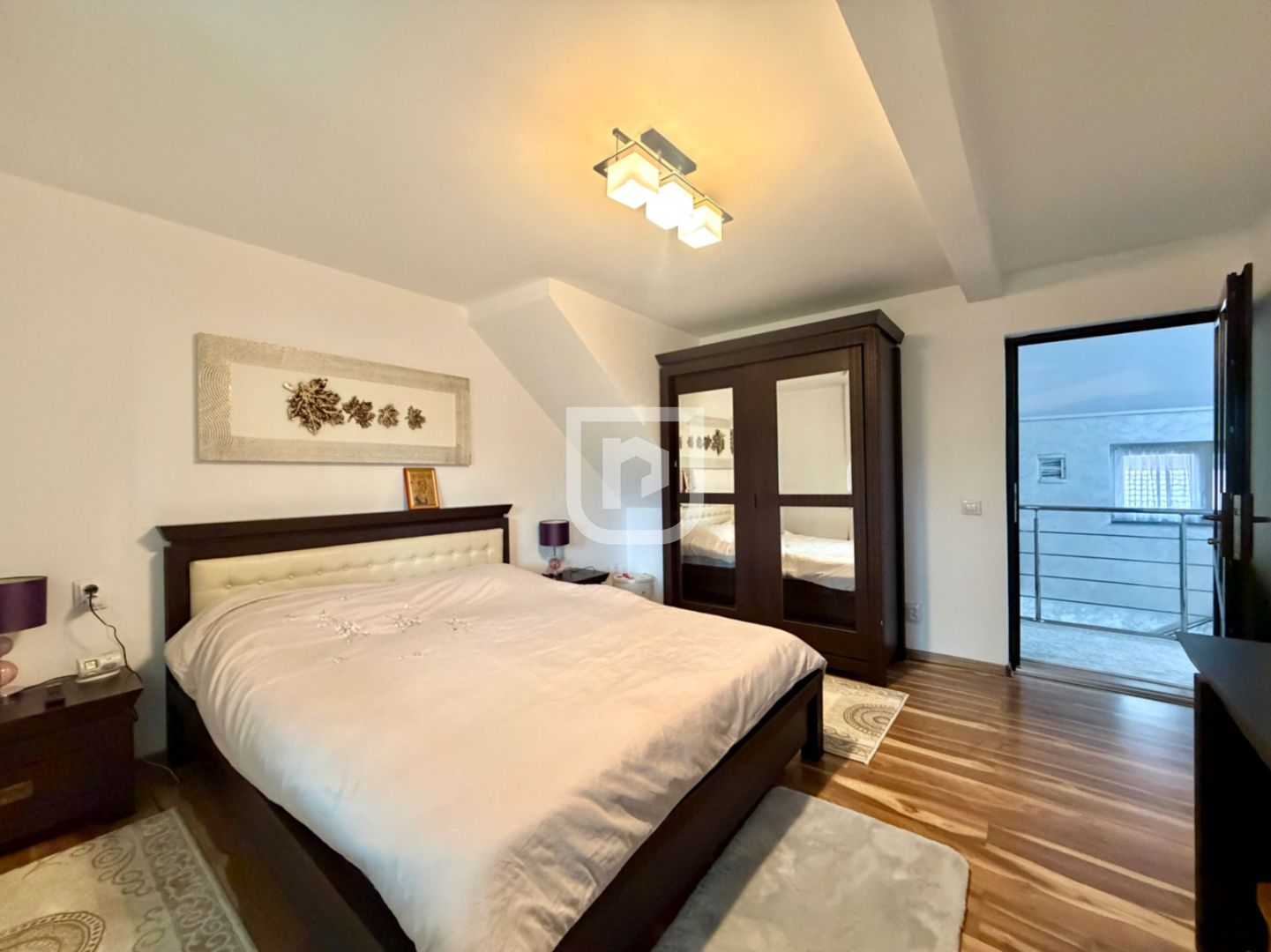 Triplex LUX în centrul Frasin – complet mobilat - Poză 10