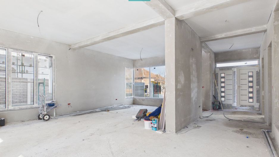 Casă deosebită în Parneava – Strada Griviței - Poză 24