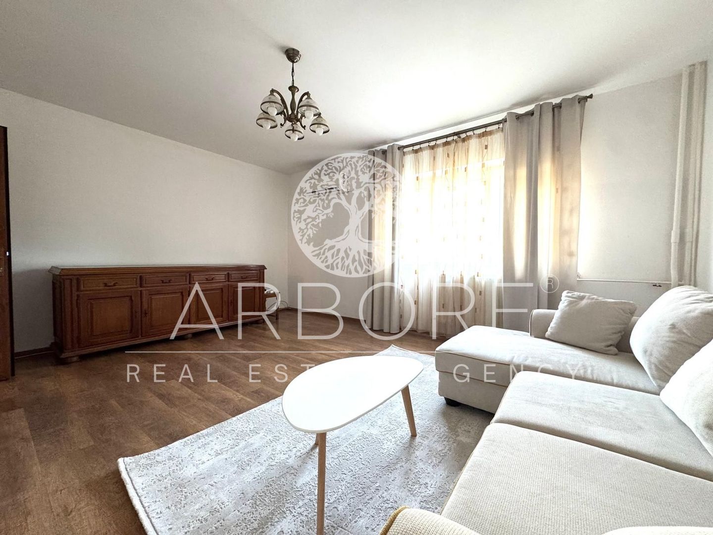Apartament 3 camere de închiriat–Loc de parcare inclus - Poză 11