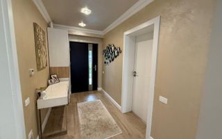 Vila ultramoderna Consul cu piscina si design impresionant - Poză 18