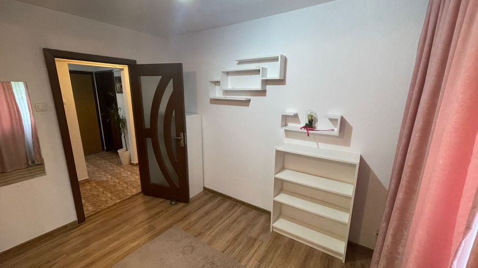 Apartament 4 camere I Titan I Vanzare - Poză 3