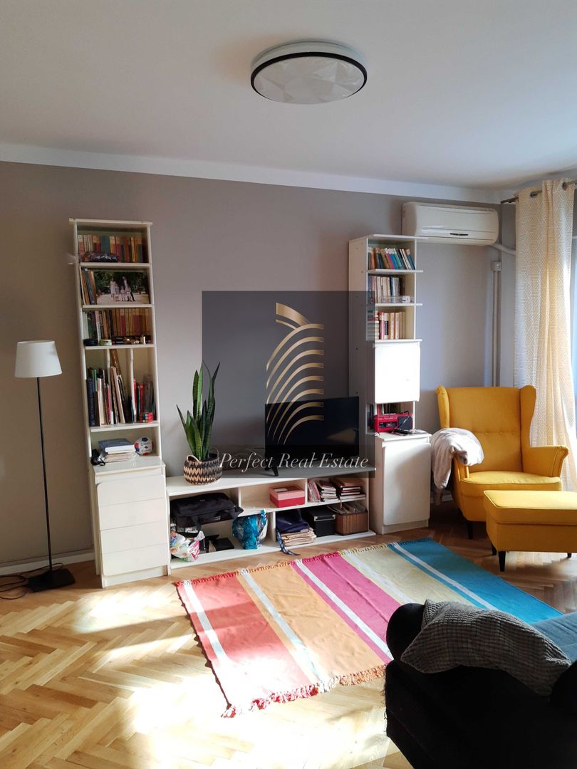 Apartament 3 camere de vânzare – Zonă Centrală | Etaj 1 - Poză 1