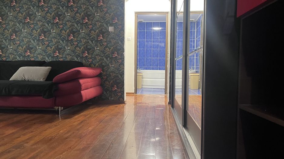 Aproape de Cantacuzino! Vânzare apartament cu 2 camere în Târgoviște! - Poză 4