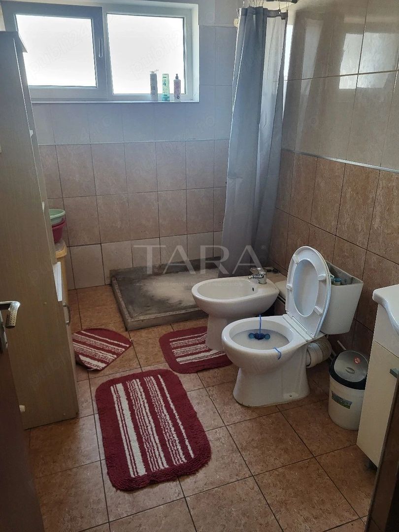 Apartament cu 3 camere, dispus pe 2 niveluri, Florești, zona Eroilor. - Poză 4
