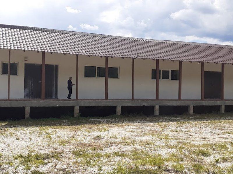 Hala de Inchiriat Godeni Arges - Poză 1