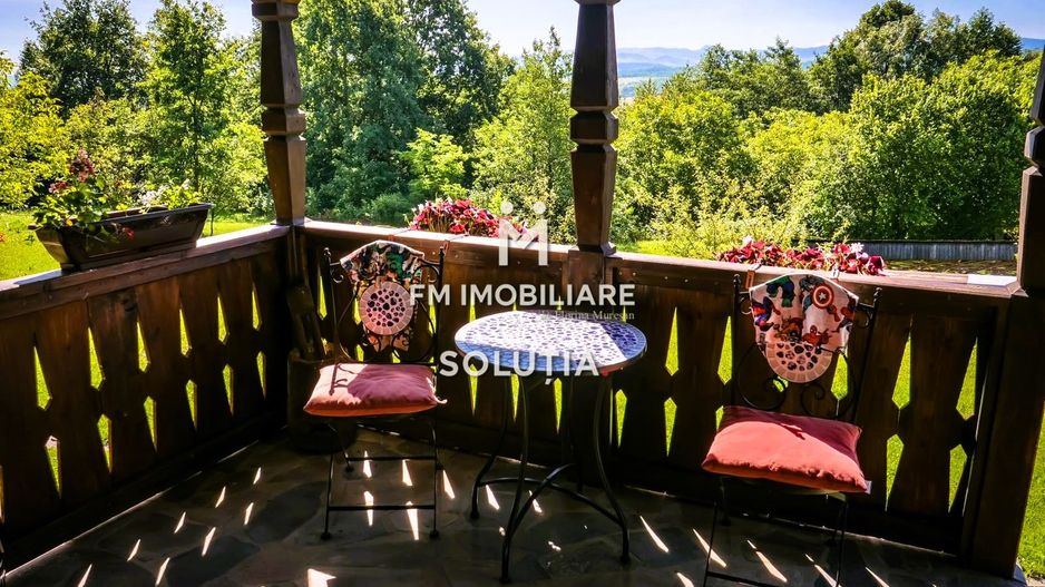 Pensiune agroturistică: 3 case tradiționale + teren în Desești - Poză 8