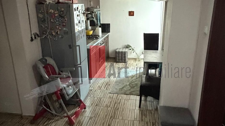 Apartament cu trei camere de vanzare-Crangasi-loc de parcare - Poză 7