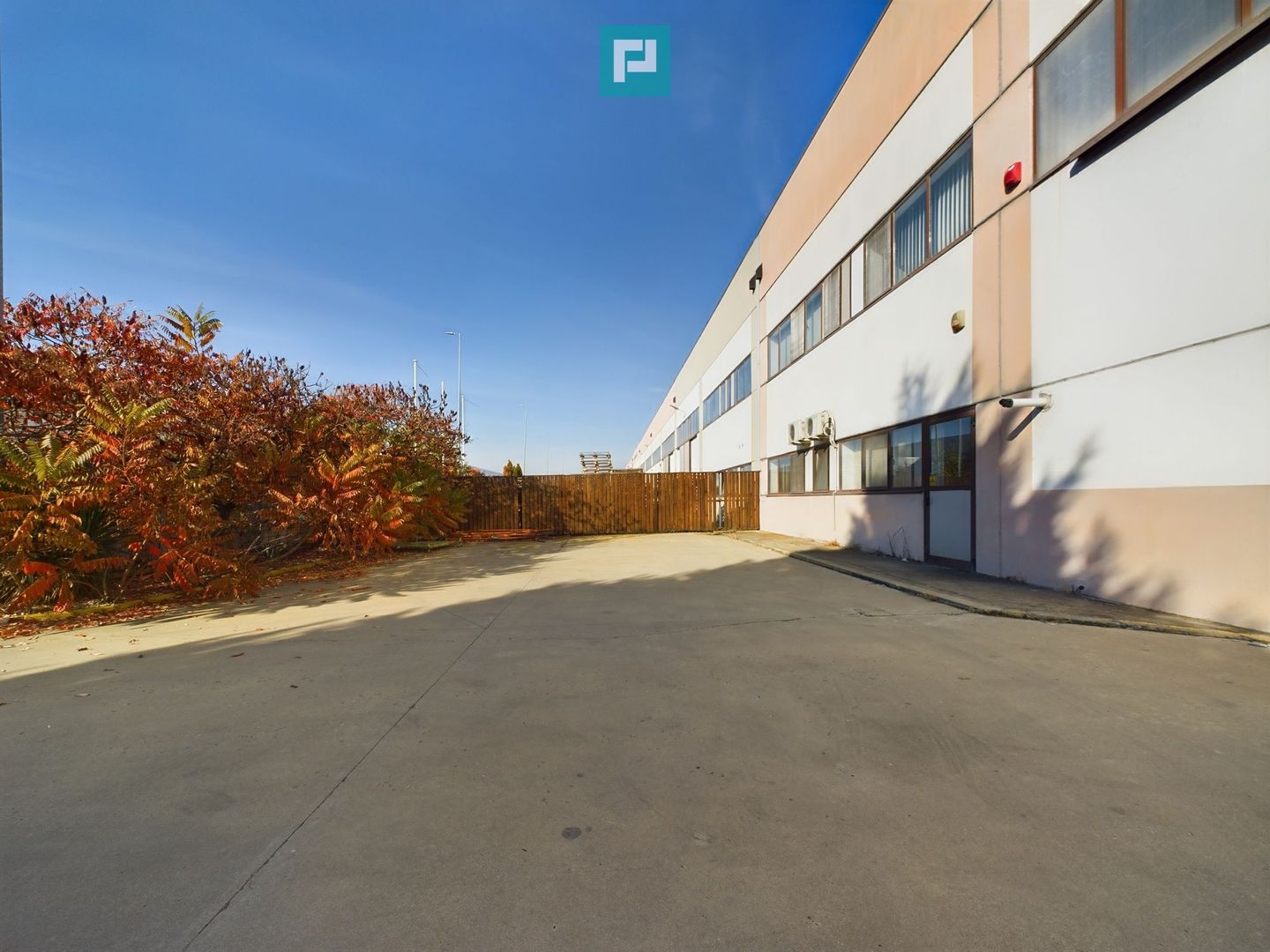 Spațiu industrial cu birouri - Zona Șagului - Poză 32