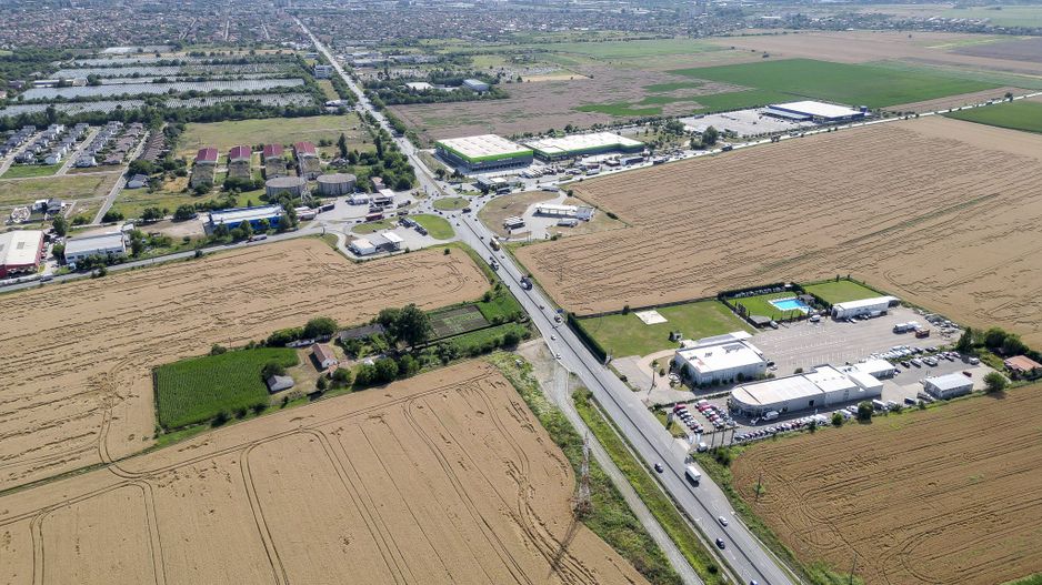 Teren 7653mp cu PUZ aprobat DN Arad Oradea - Poză 6