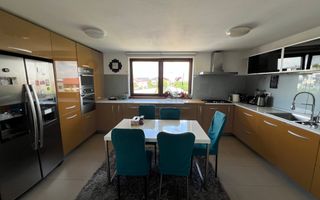 Apartament spațios 5 camere, 232 mp, mobilat și utilat modern, Popesti - Poză 4