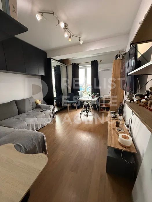 Vânzare, garsonieră în zona Militari Residence - Poză 3