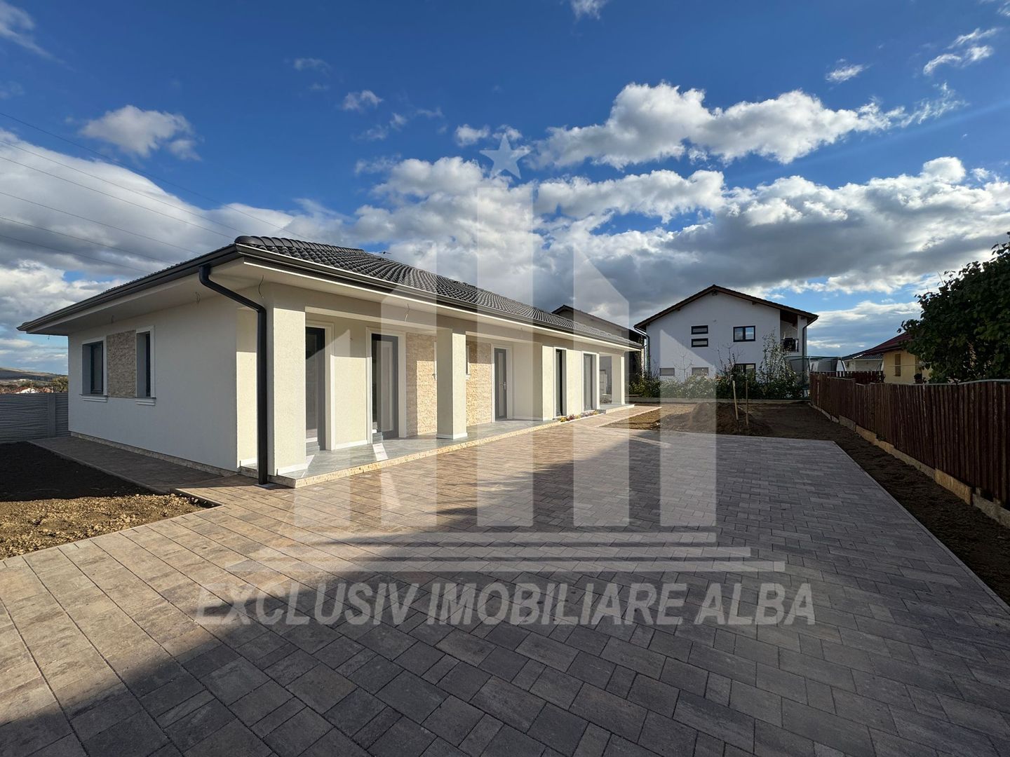 Casa individuala de vanzare, Micesti - Poză 1