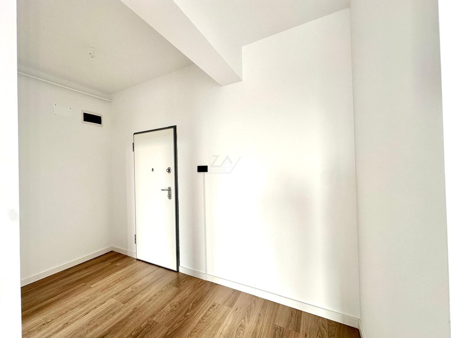 Bloc finalizat. Lift. Decomandat. Loc parcare. - Poză 10