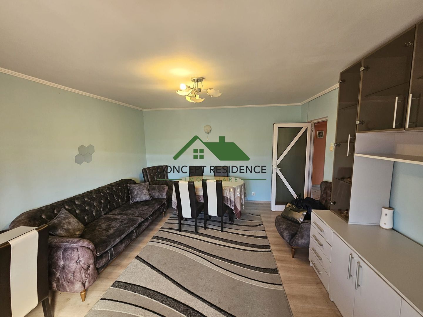 3 camere decomandat + uscătorie 18 mp | Transilvaniei | Comision 0% - Poză 1