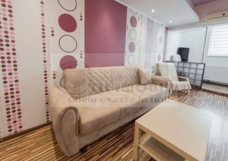 Apartament 3 camere decomandat - 80 mp - Nicolina - 114.000 euro ! - Poză 2