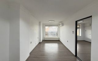 Clădire pentru sediu de firmă | Garaj 3–4 mașini | Titulescu - Poză 4