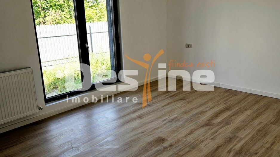 Casă VIȘAN, 3 camere decomandat 74 mp utili, teren 430 mp + parcare - Poză 11