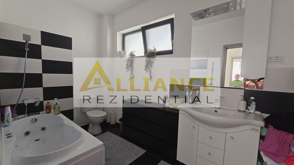 Mobilata si utilata-4 camere- pod- mutare imediată - Poză 10