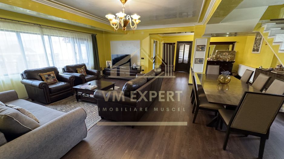 VILA 5 CAMERE 246 MP TEREN 817 MP CÂMPULUNG, 0 COMISION CUMPARATOR - Poză 34