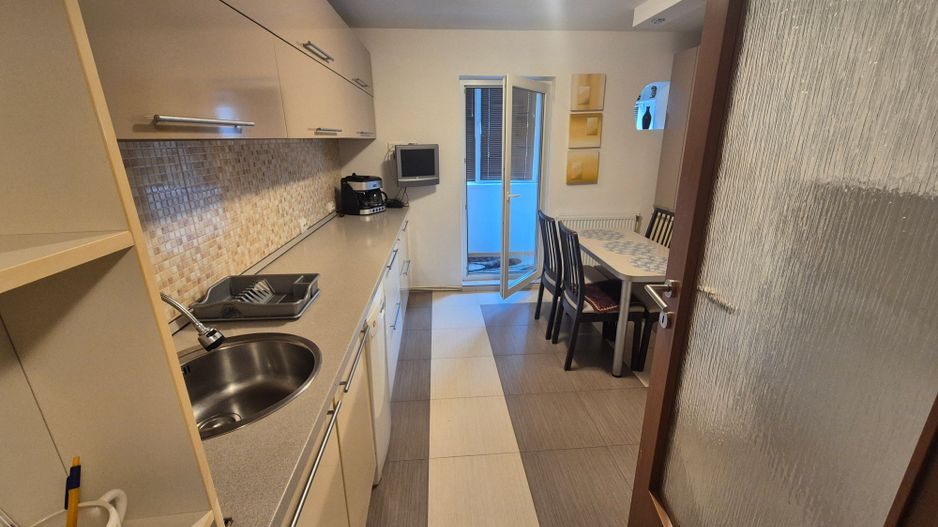 Închiriez apartament 2 camere Micro 4 - Poză 10