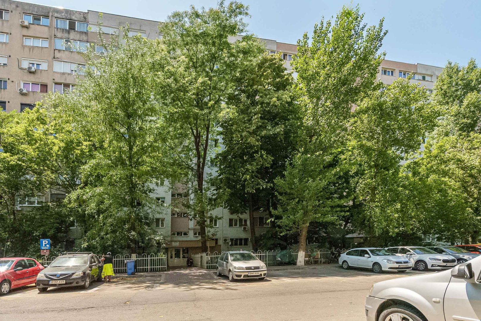 Apart 2 camere Titan 1 Decembrie vis-a-vis Auchan str Jean Steriadi - Poză 13