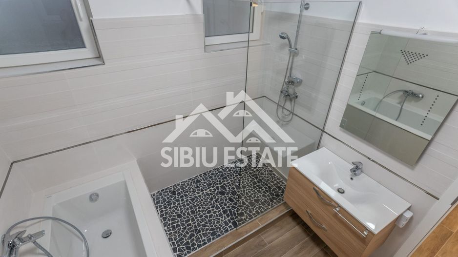 Apartament de inchiriat 3 camere cu grădină-Zona Calea Cisnadiei - Poză 8
