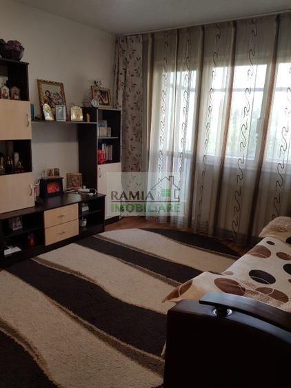 Apartament 2 camere, zona Planete, Etaj 2, 50 mp, Mobilat si Utilat - Poză 7