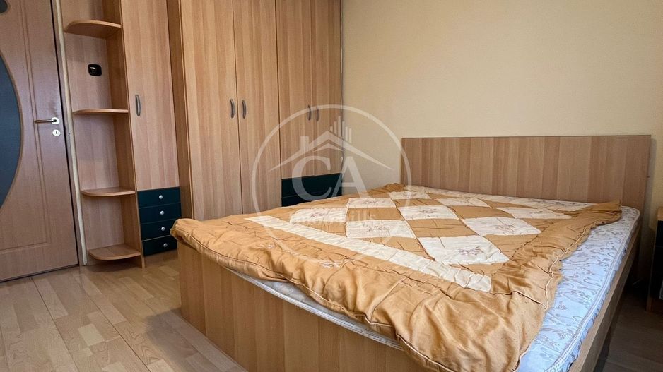 Apartament cu 3 camere de vanzare în Zona Nufărul, Oradea - Poză 3