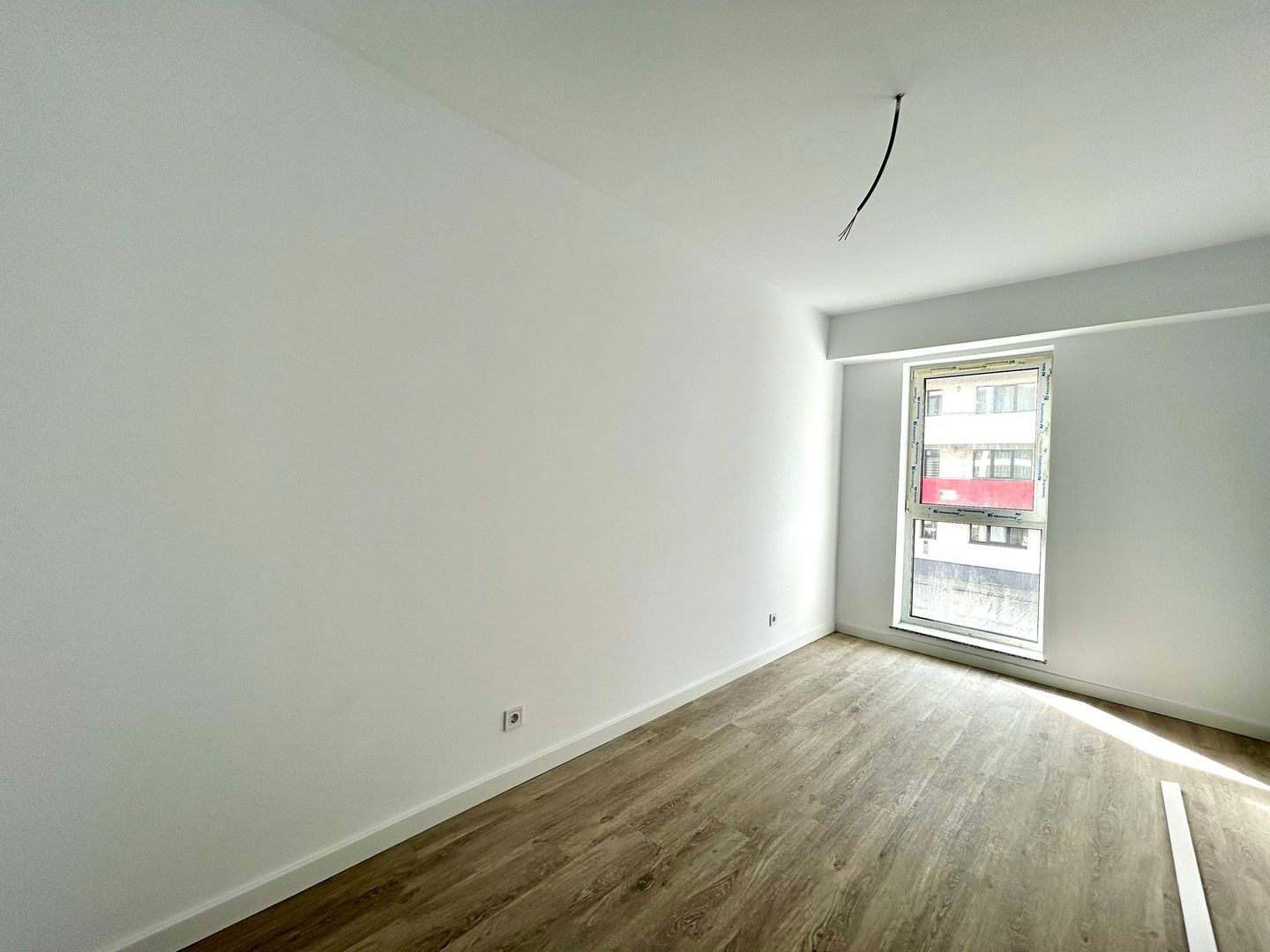 Apartament cu 3 camere de vânzare în Muzeul Apei, Floresti - Poză 8