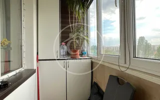 Apartament cu 3 camere de vanzare in zona Decebal, Oradea - Poză 12