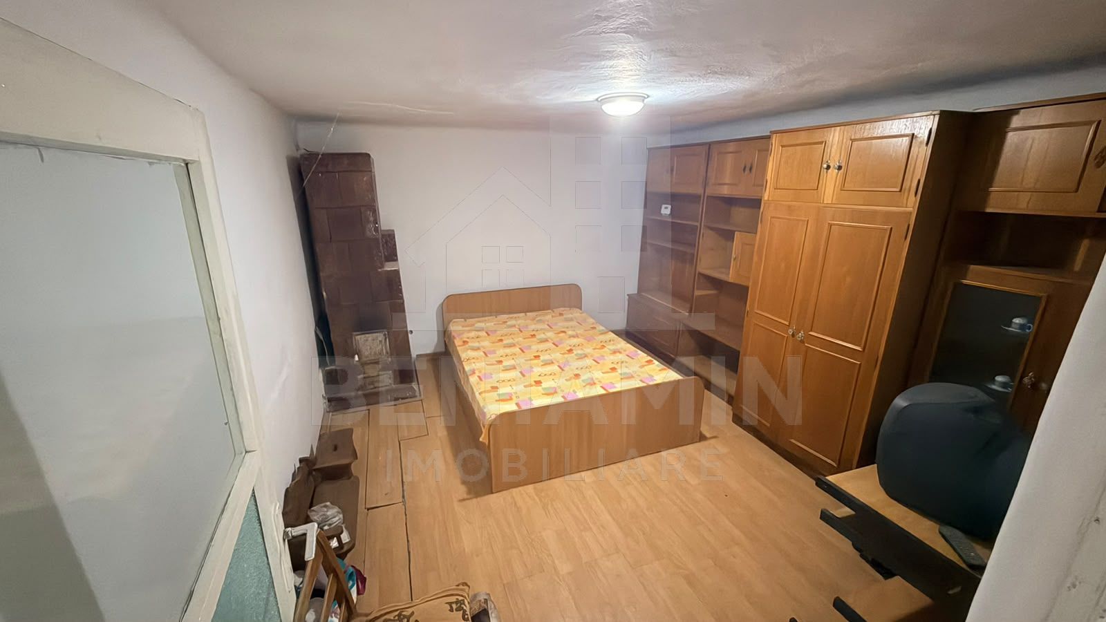 Casa-cu-Teren-Generos-(625 mp)-Panouri-Solare – Bariera-Valcii - Poză 5
