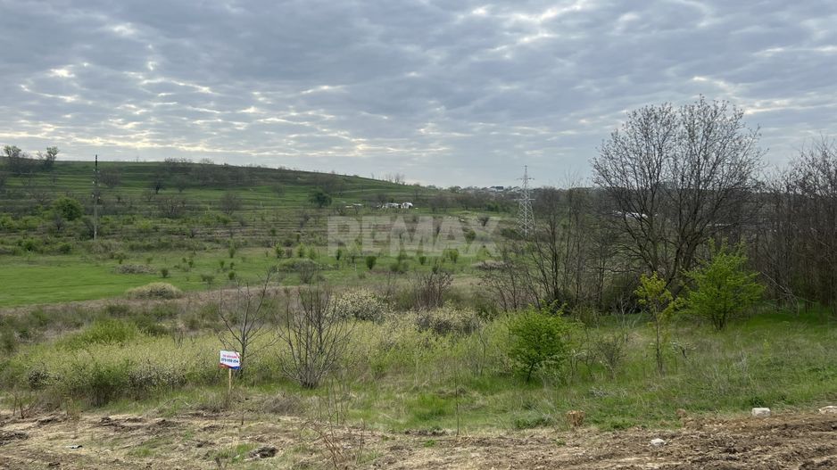 12,5 Ari Pentru Constructii in or.Ialoveni - Poză 1