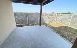 Vand duplex P+E 120mp 3 bai 4 dormitoare Mosnita Noua - Poză 19