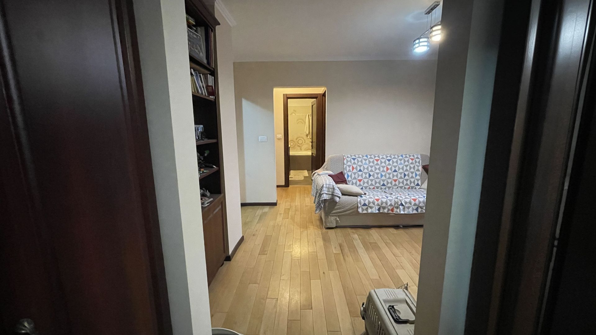 Apartament 4 camere,etaj 1,zona Bucovina - Poză 7