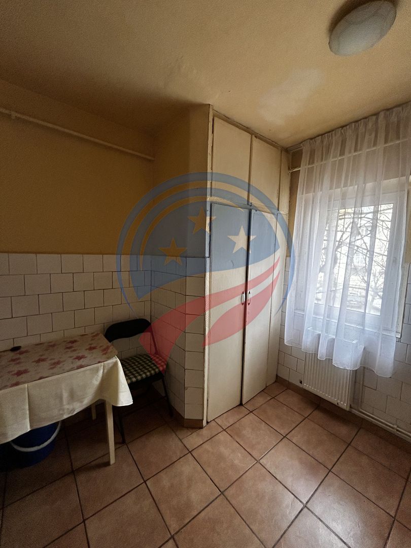 APARTAMENT SEMIDECOMANDAT - ETAJUL 1 - Poză 6