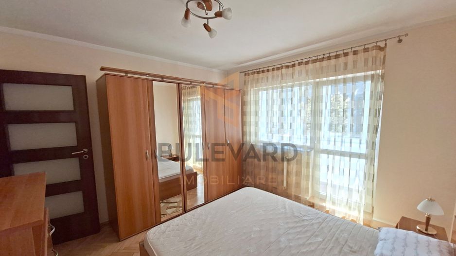 Apartament 3 camere decomandate + parcare, mijlocul strazii Titulescu! - Poză 2
