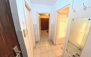 Apartament 2 camere, cartierul Aleea Carpați, zona Darina - Poză 11