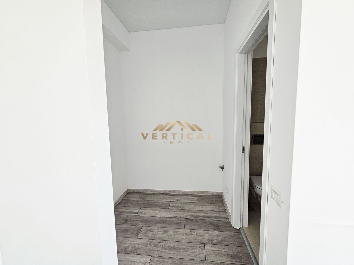 Casa 3 camere de închiriat - comuna Berceni - Poză 10