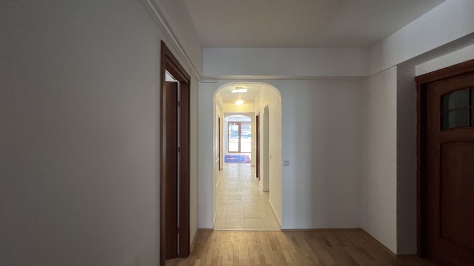 Apartament lux 4 camere Cotroceni - Eroilor - Poză 17