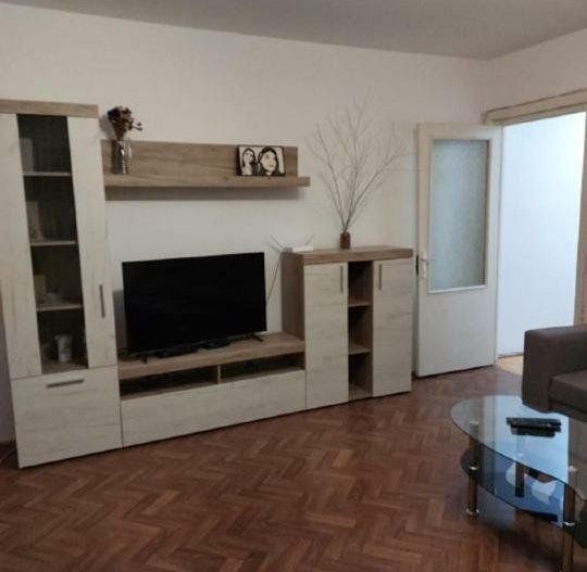 Complex Studentesc | Centrala proprie | 2 bai | Etaj intermediar - Poză 1