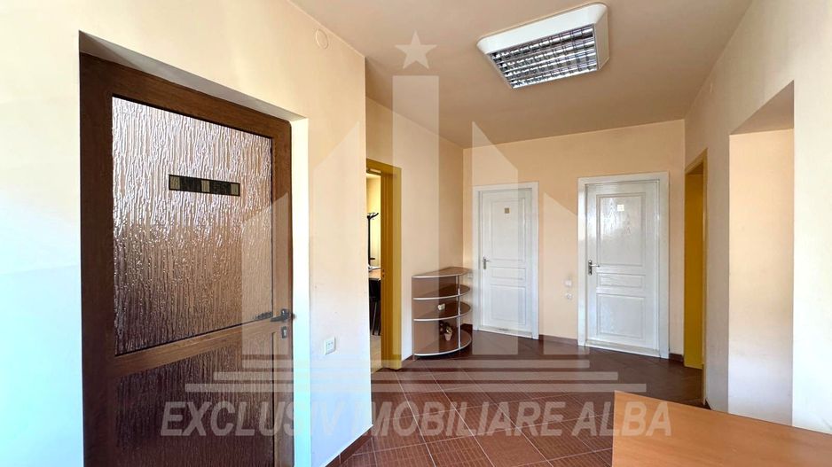 Spatiu de birouri P + 2E de vanzare, Cetate - Poză 2