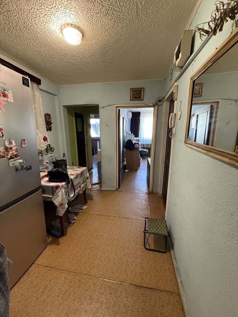 Ap 4 camere 67 mp Mega mall-bloc izolat termic-terasă refăcută! - Poză 14