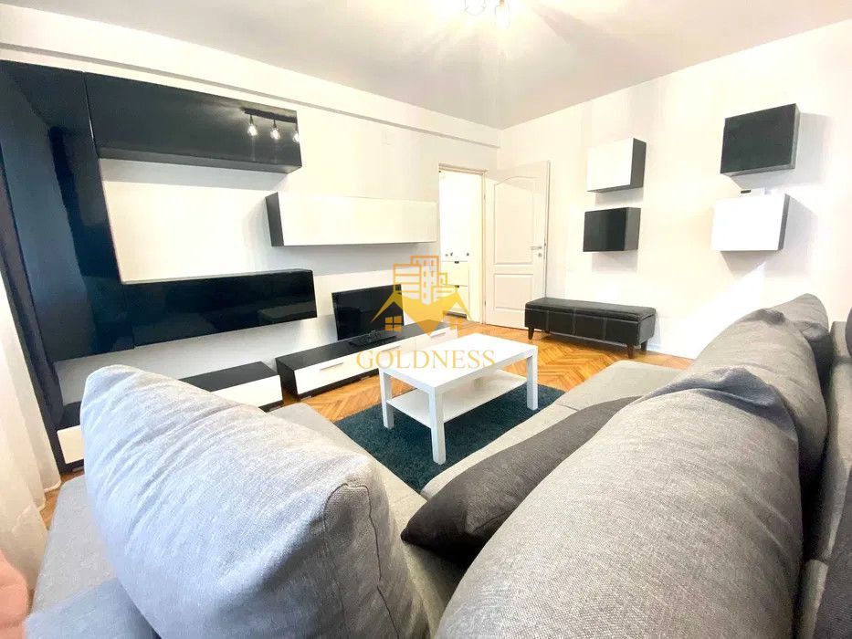 2 camere, Modern, Interservisan, Hotel Royal, Gheorgheni - Poză 1