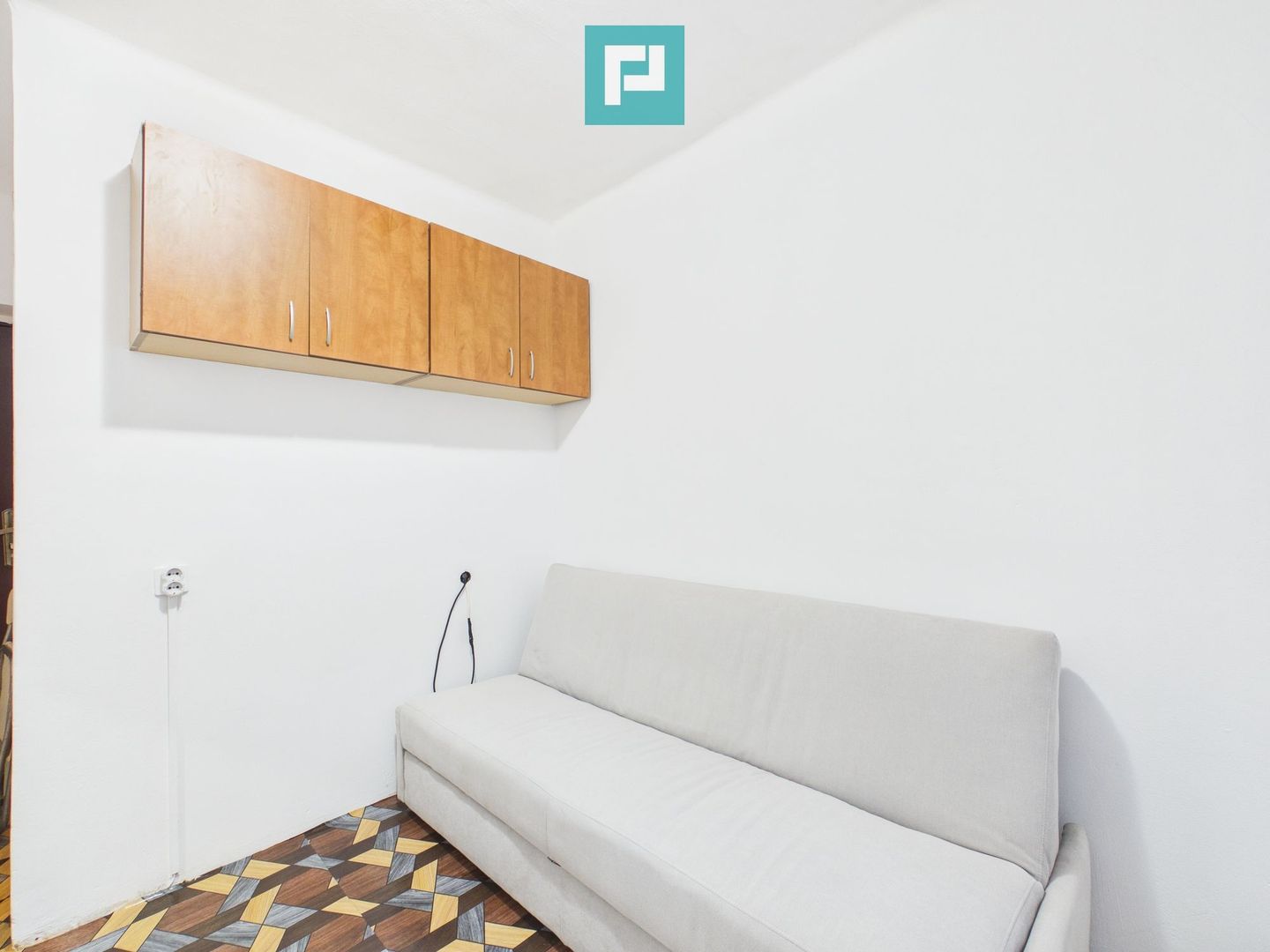 Garsonieră în Confecții de vânzare - Poză 3