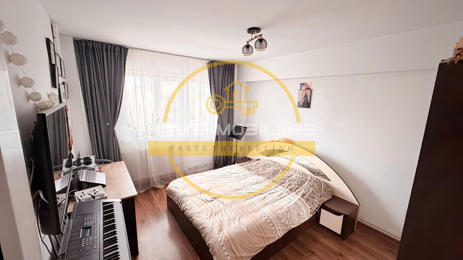 Apartament cu 3 camere/ 75mp/ zona Tatarasi - Poză 1