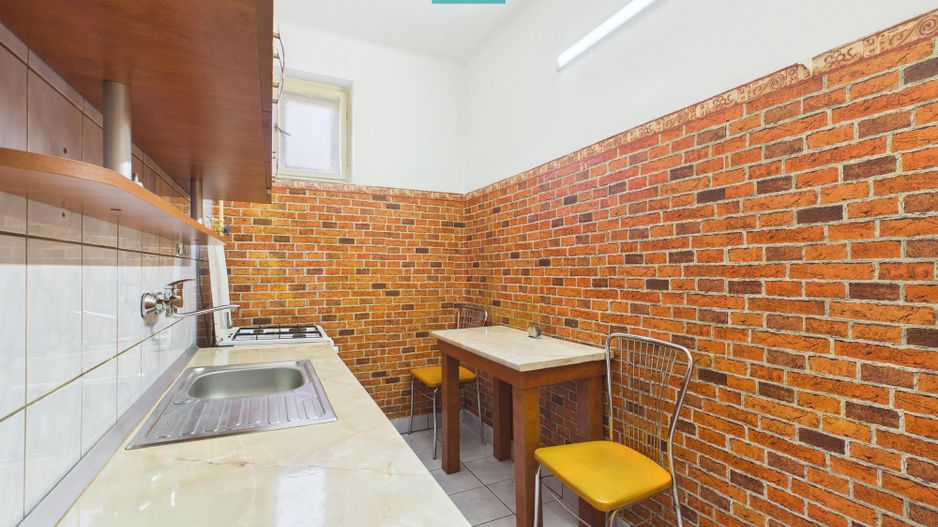 Casă cu 3 camere și teren generos în Battonya - Poză 14