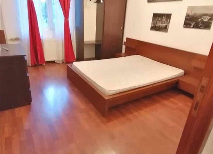 Apartament 3 camere,90 mp, balcon 15 mp, acces direct catre IOR - Poză 2